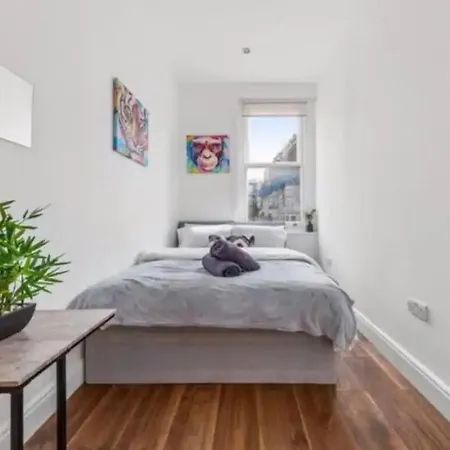 London - 2 Bedroom Flat Near Clapham Junction Cj Exterior photo